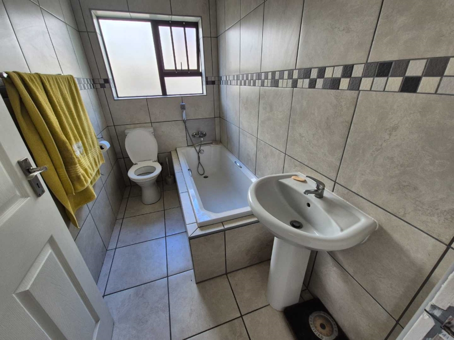 2 Bedroom Property for Sale in Dana Bay Western Cape